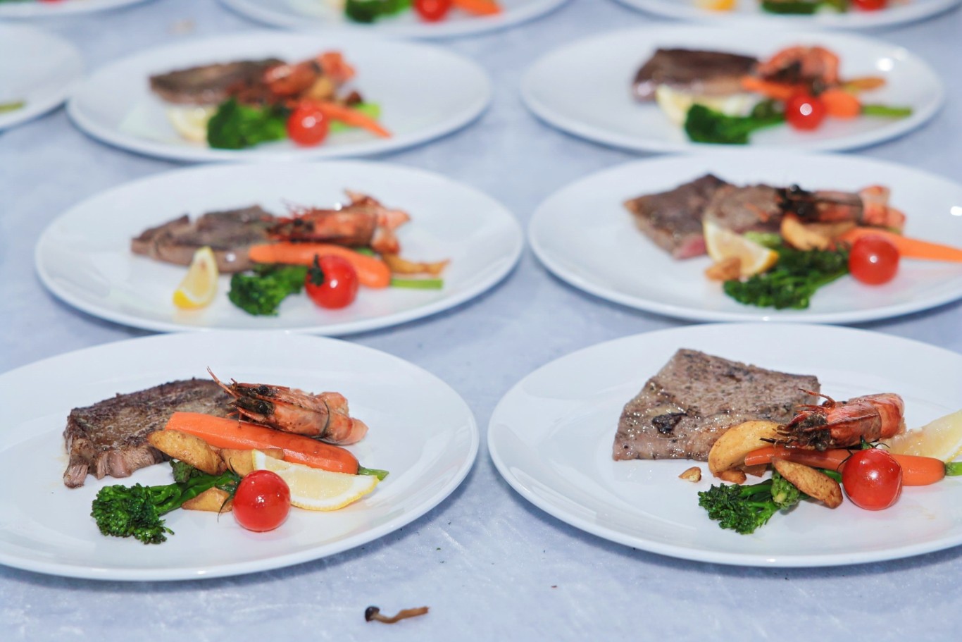 青田西式长桌宴 (4).jpg