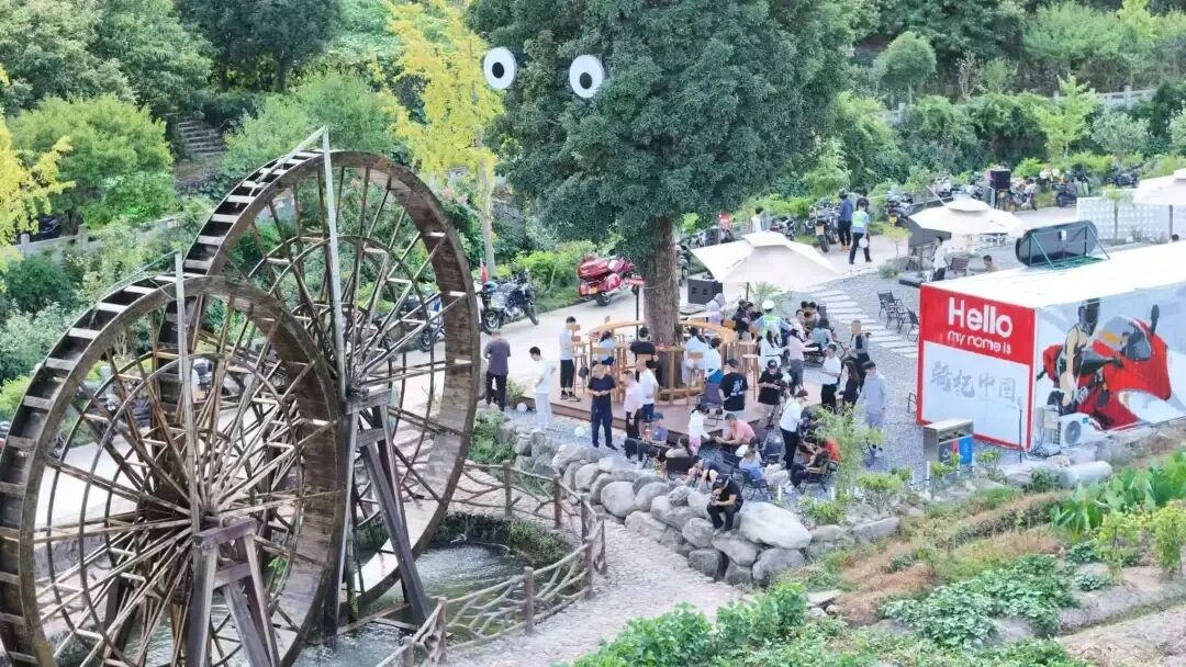 微信图片_2025-10-15_071701_312.jpg