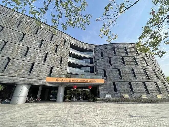 下载.jpg