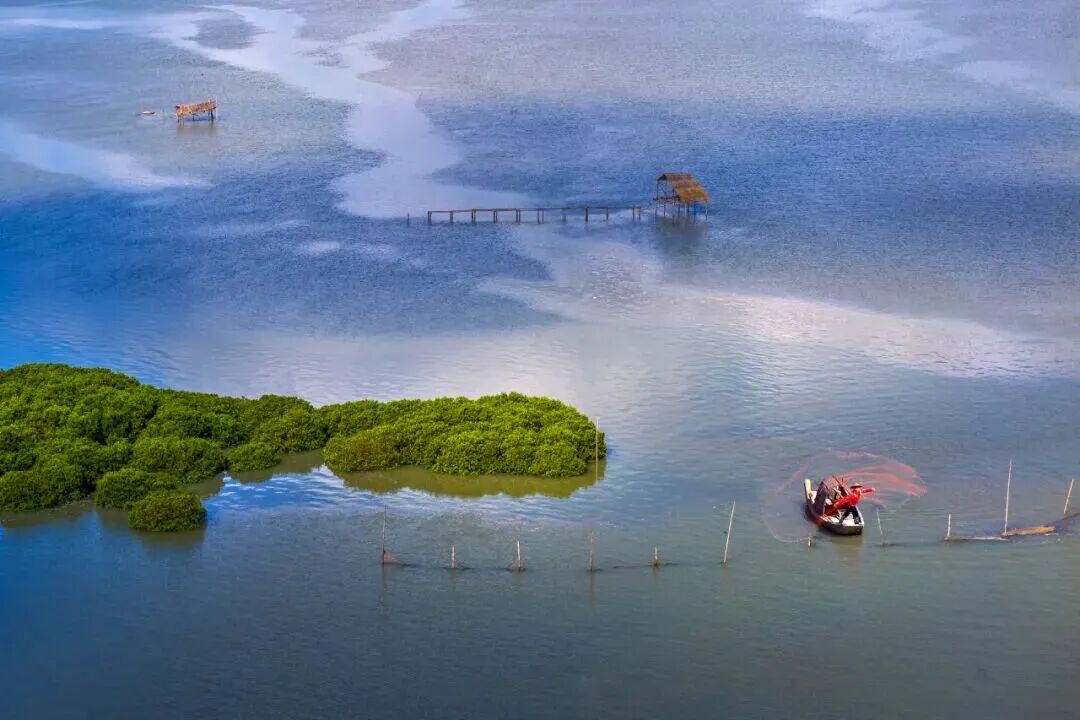 黄其励 摄.jpg