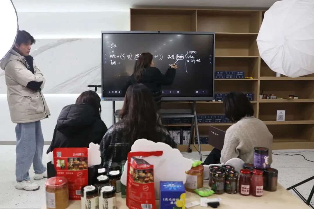 直播.JPG