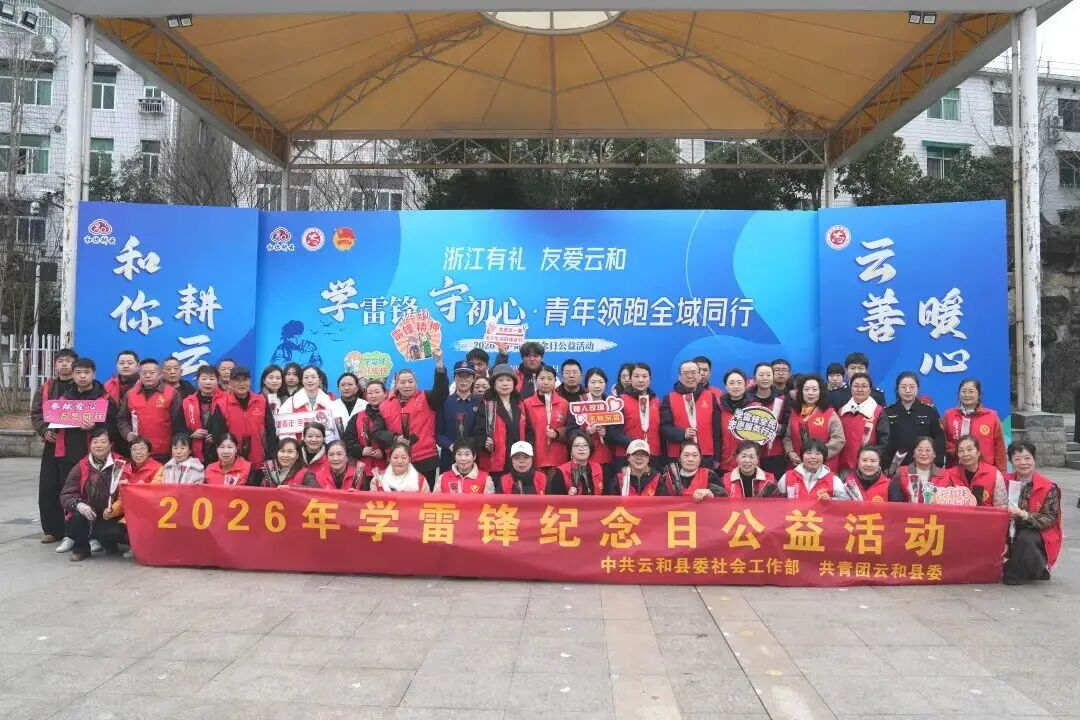 fdfb350b779f4c44a887f5cf536d6f13.jpeg