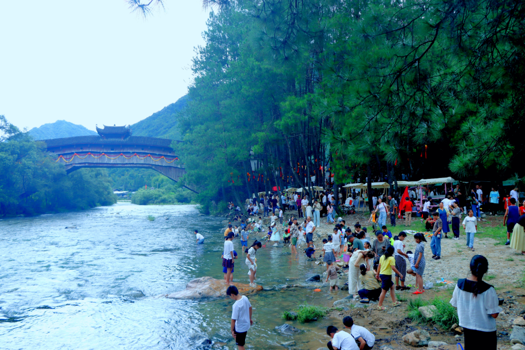 兰溪桥（避暑1）十毛长森.jpg